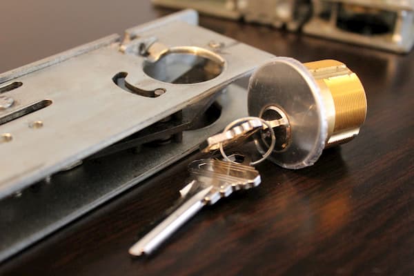 locksmith services pros